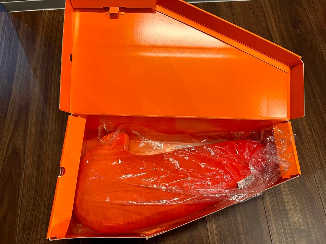 ナイキ　クッション　日本未発売　スウォッシュ