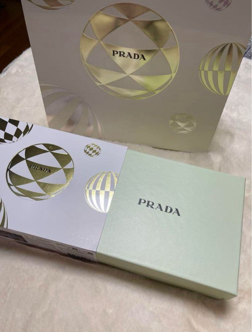 PRADA 女性用香水セット