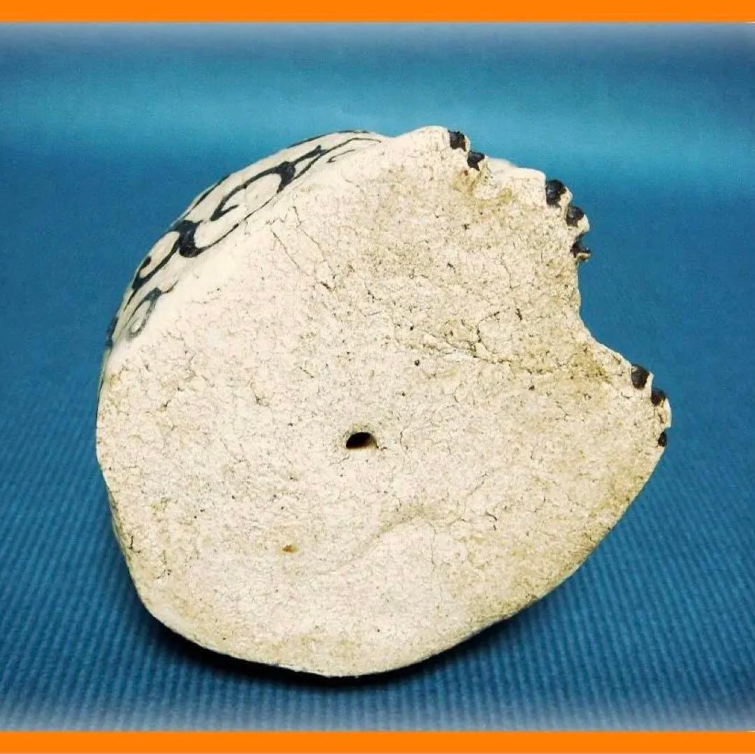 @348『黒織部 唐草文 招き猫』陶器　/骨董品 古美術 アンティーク 古玩