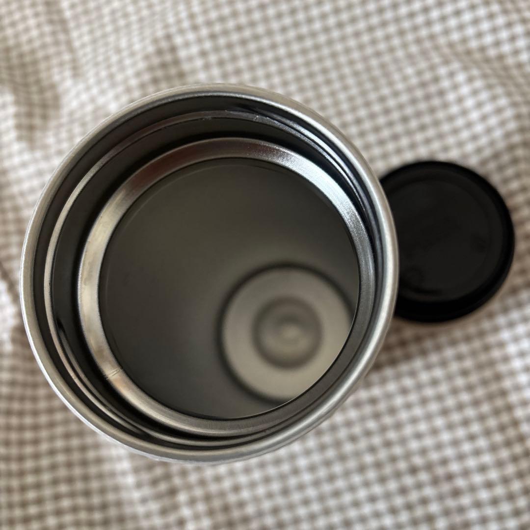 未使用　スターバックス【ハッピージラフ】ステンレスボトル　473ml 水筒