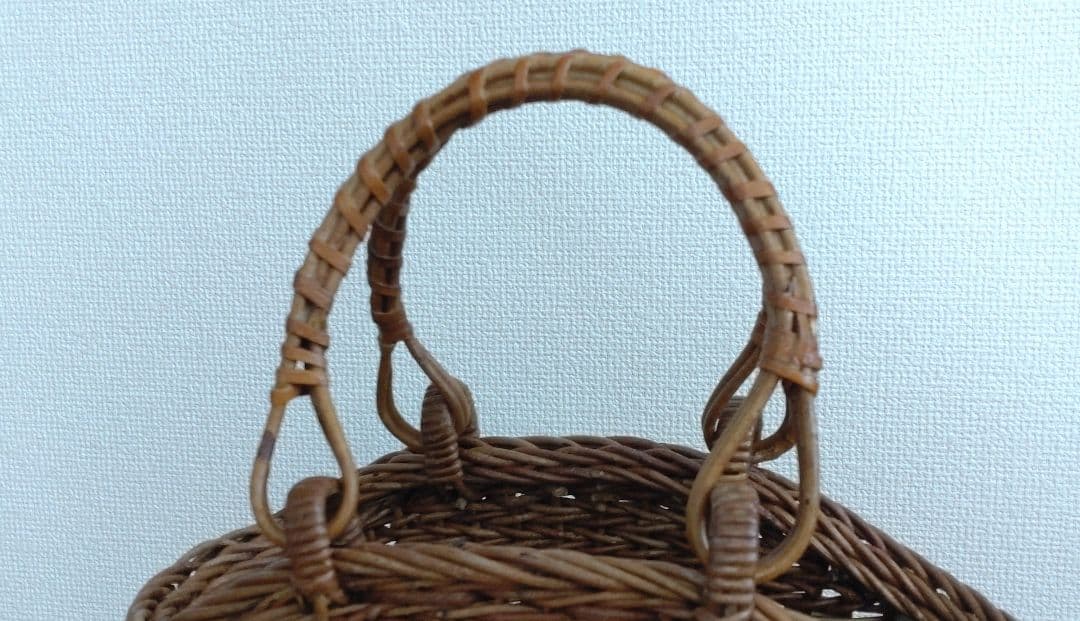 【美品】天然素材あけびブラウン編み込みトートバッグ