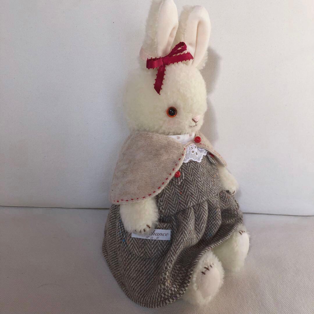 ハンドメイド　うさぎちゃんの冬支度　アルパカ&ウール のぬいぐるみ