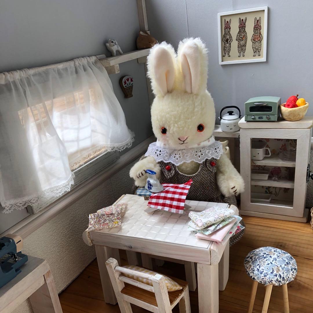 ハンドメイド　うさぎちゃんの冬支度　アルパカ&ウール のぬいぐるみ