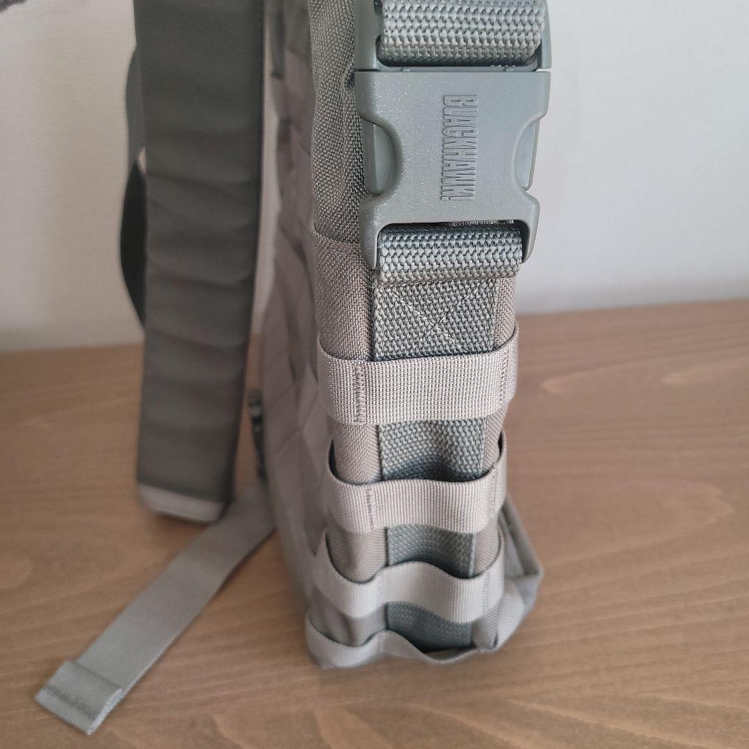 BLACKHAWK Utility ショルダーバッグ US Military