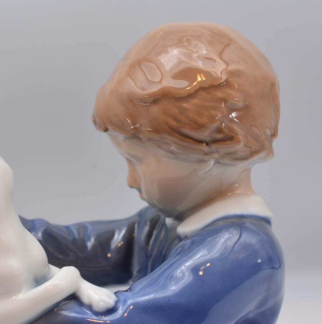 ネコを梳く少女　＃4631　★ロイヤルコペンハーゲン　デンマーク　ヴィンテージ