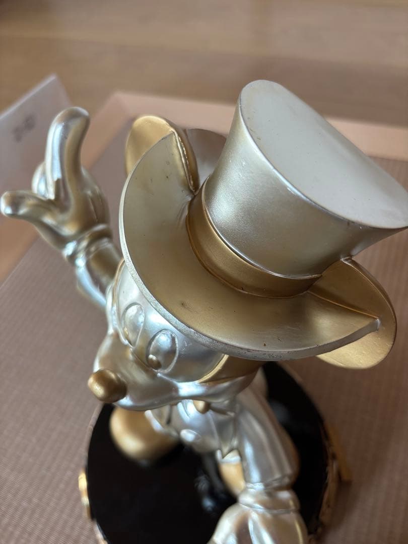 ミッキーマウス 100周年記念フィギュア