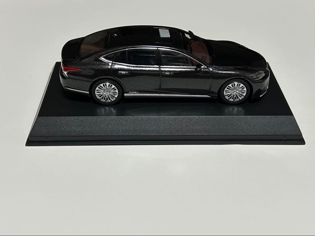 京商　レクサスLS500h