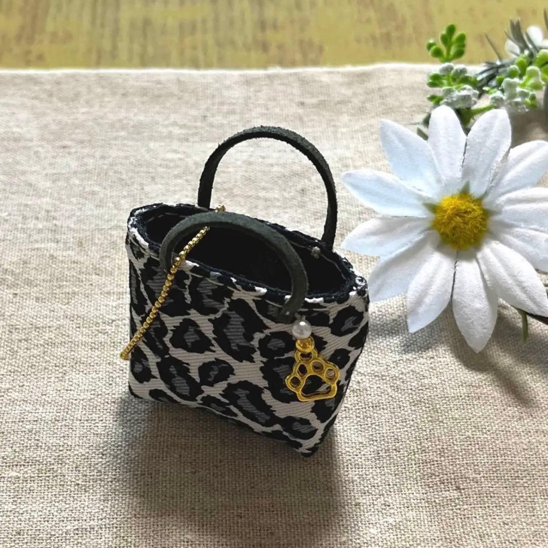 2309-55 ミニチュアトートサシェ 香り袋 レオパード シルバー ヒョウ柄