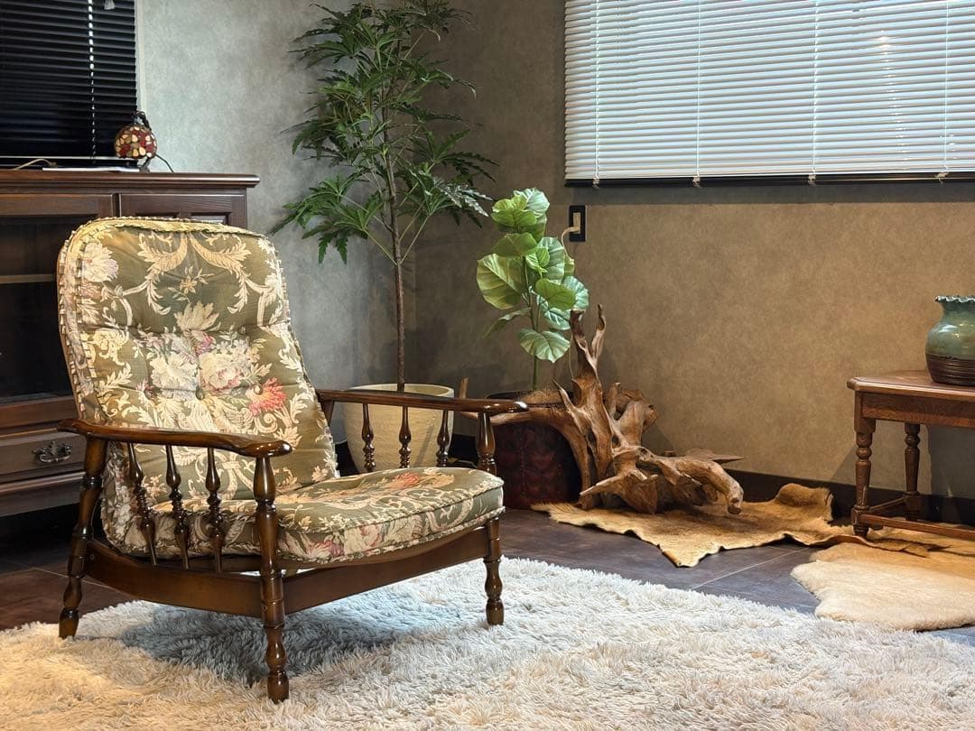 ①カリモク karimoku リクライナー　コロニアル　RC60 レトロ　GG