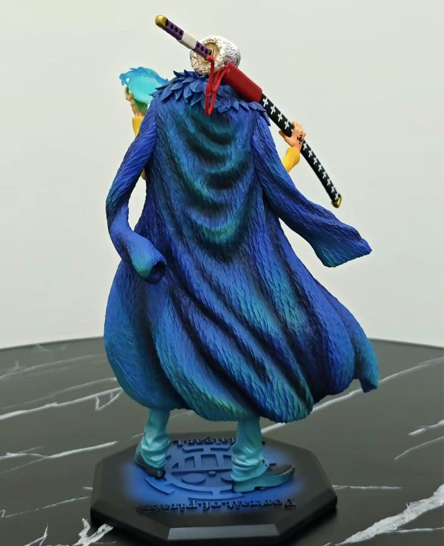 ワンピース ロー ガレージキット ガレキ スタチューX②