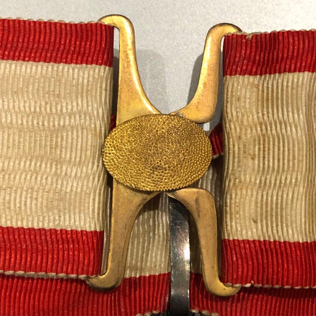 【訳アリ特価】 日本軍 陸軍 海軍 勲章 記章 徽章 勲三等旭日中綬章 本体のみ