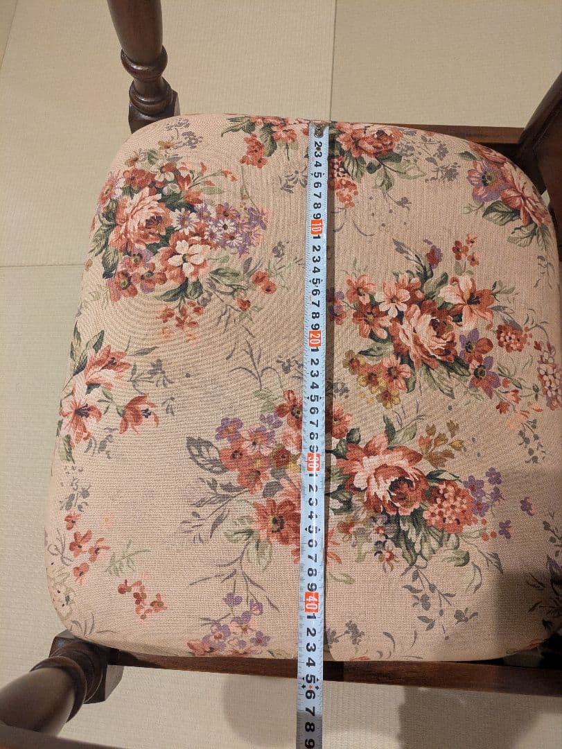 木製 ロッキングチェア アンティーク調 花柄クッション付き　ゆったりサイズ