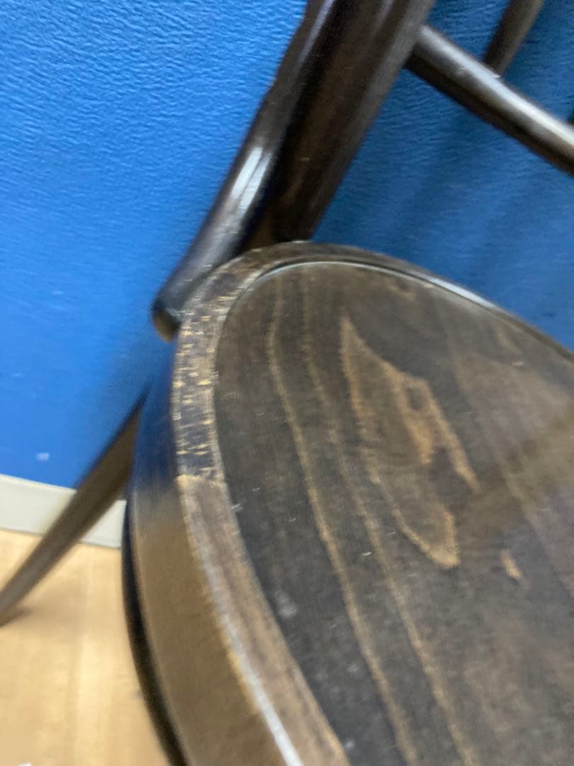 A チェコ製　東ヨーロッパ　ヨーロピアン　椅子　チェア　アンティーク調　木製