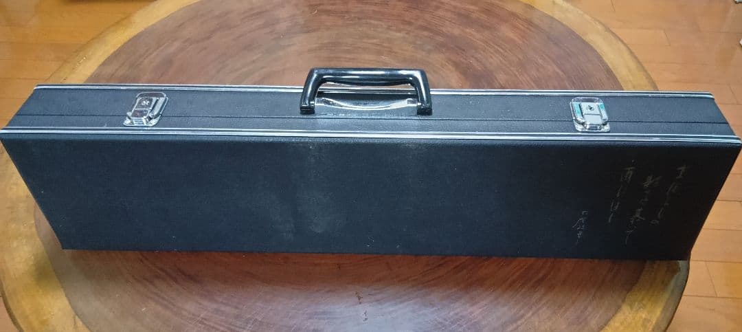 富士山装飾の13弦琴 ハードケース付き