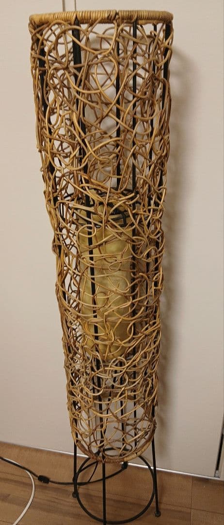 アジアン照明　ラタンのフロアライト　/ おしゃれ 照明 ライト 間接照明