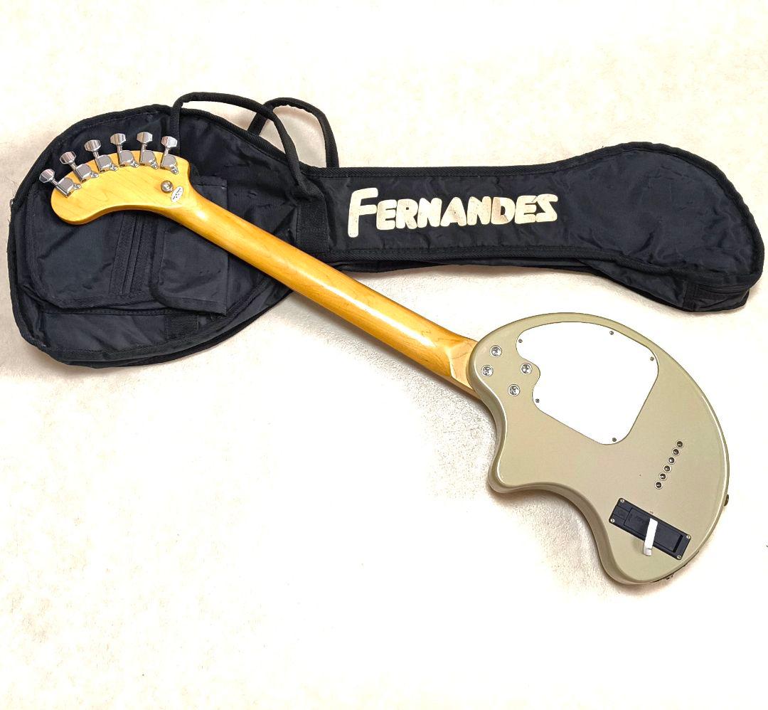 【美品】ZO-3 グレー アンプ内蔵ミニギター 専用ケース付 ぞーさん