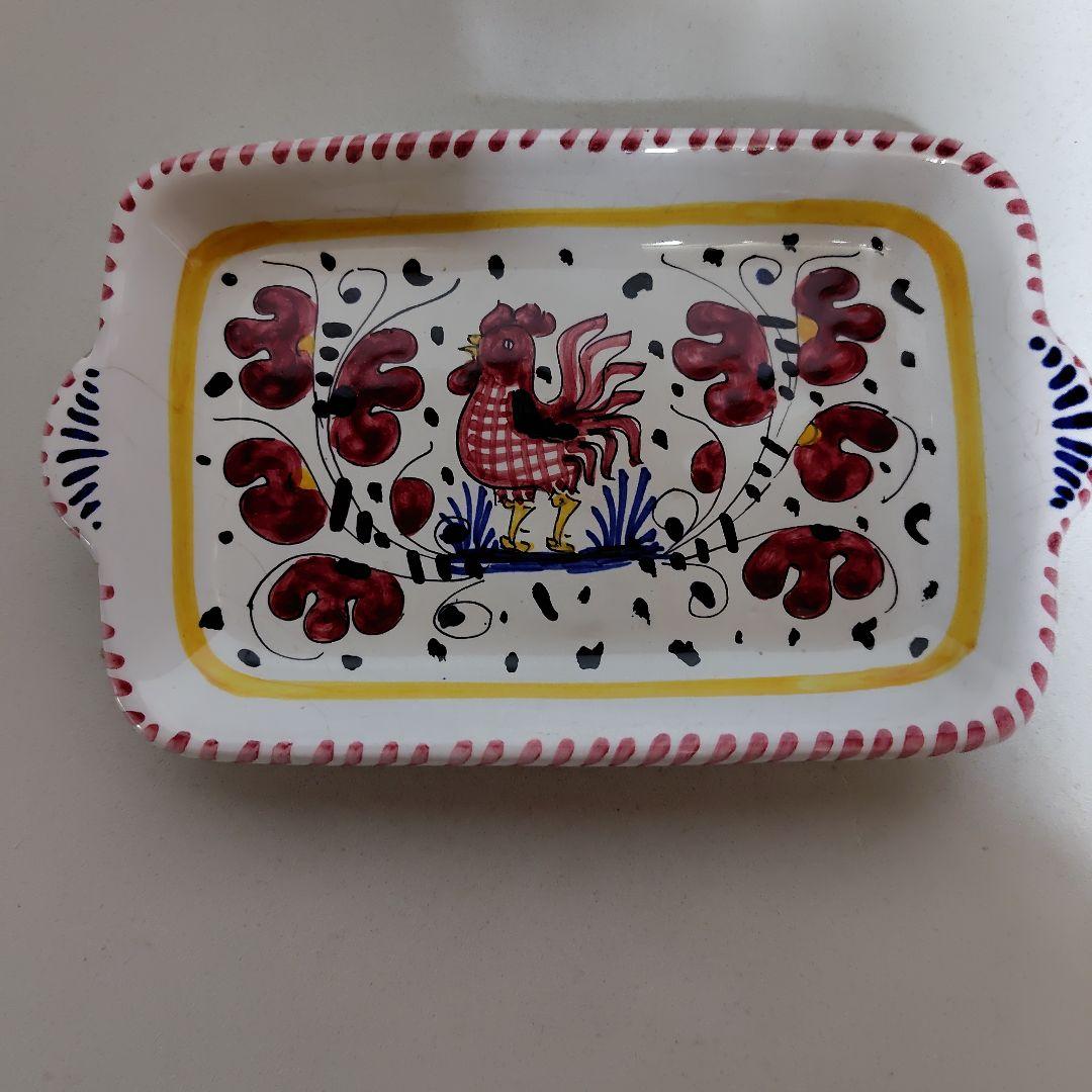 イタリア製、小皿です