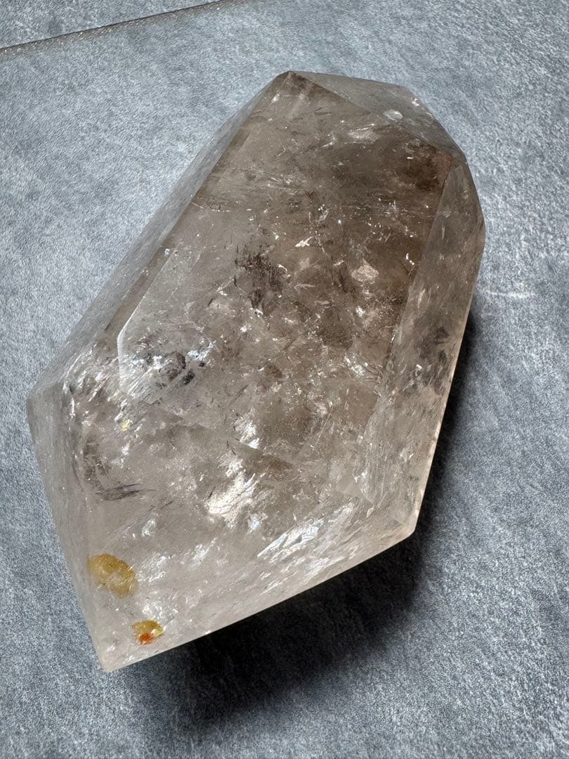 高品質◎バイカラーライトスモーキークォーツダブルポイント　虹＆リモナイトin