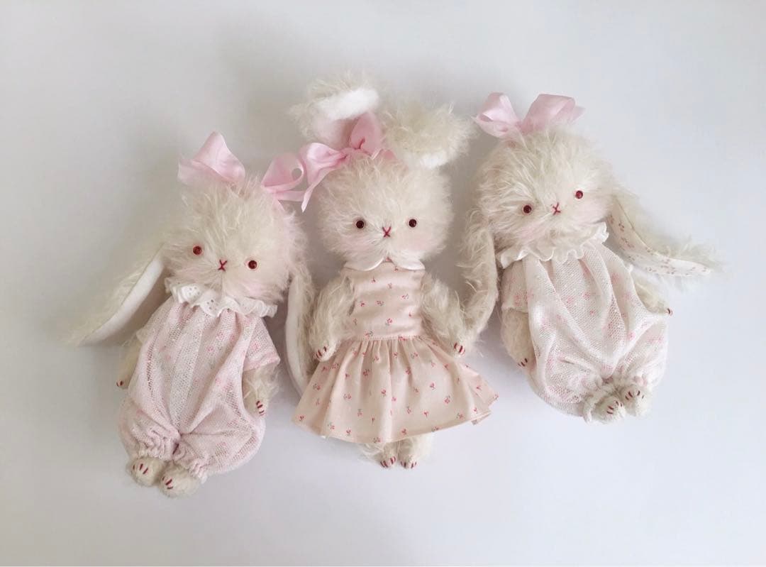 優しい垂れ耳うさぎちゃん アーティストベア 海外作家様 ハンドメイド ぬいぐるみ