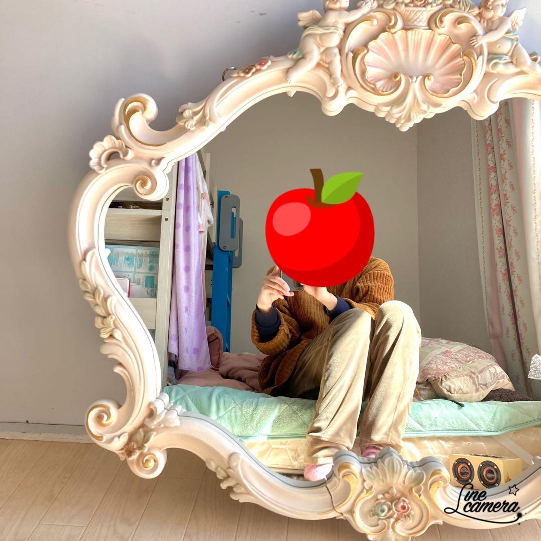 アンティーク調の鏡　大きめ　イタリア