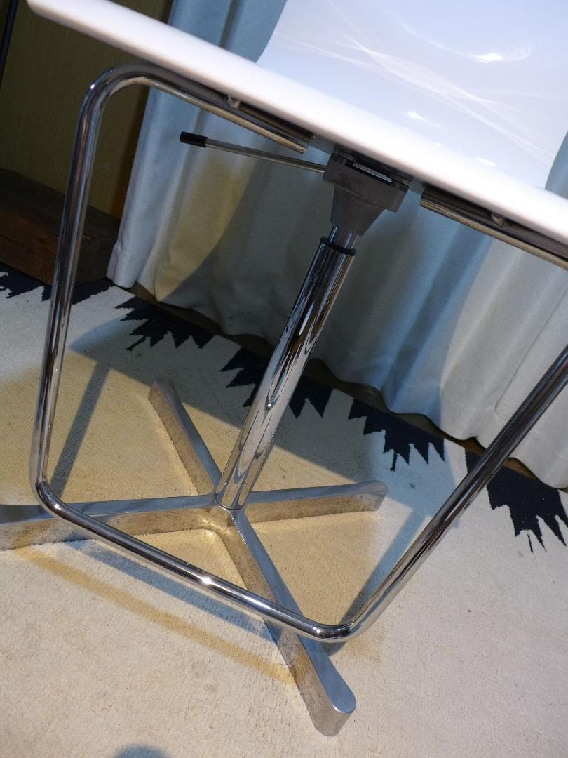 美品約２０万カッシーナixc伊製CassinaスツールチェアWOK535昇降