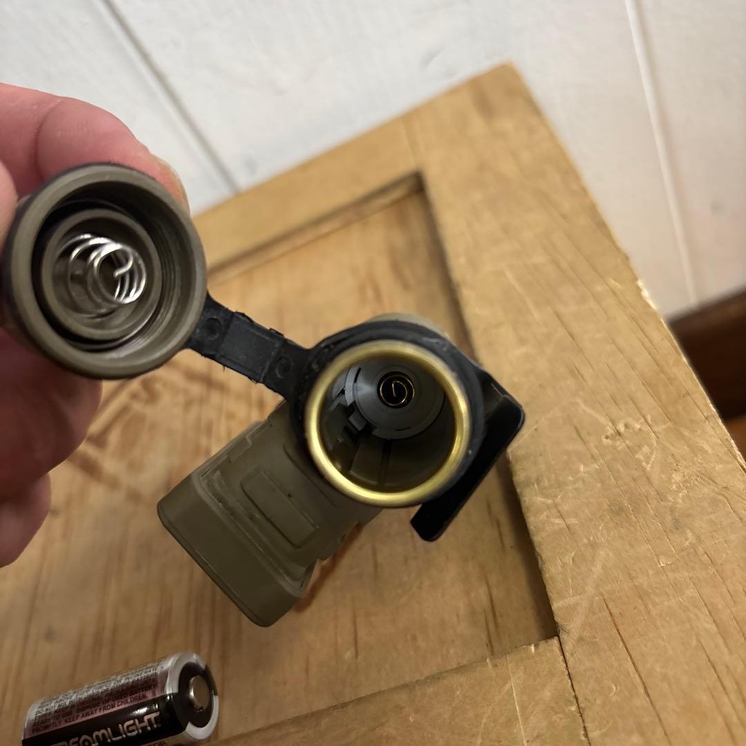 米軍　実物STREAMLIGHT SIDEWINDER COMPACT II