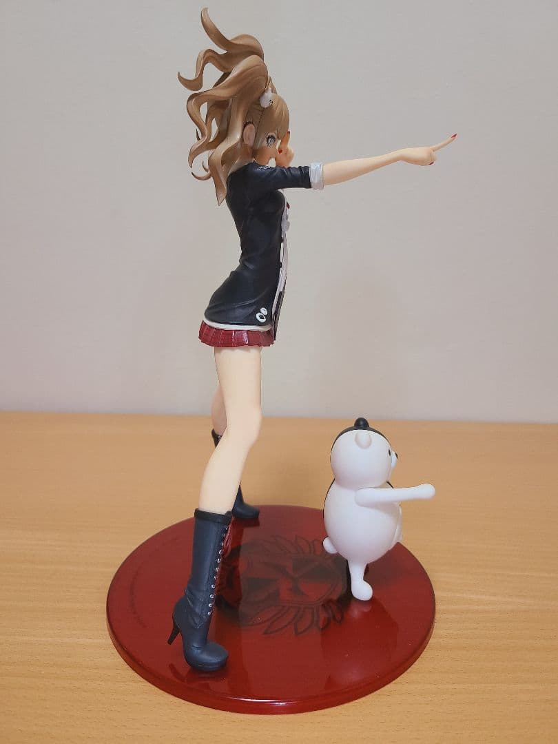 超高校級のフィギュア01 江ノ島盾子