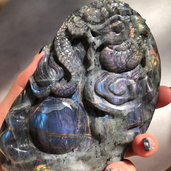 ラブラドライト ドラゴン