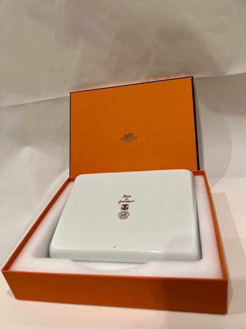 【新品未使用】エルメス　ガダルキヴィール角皿