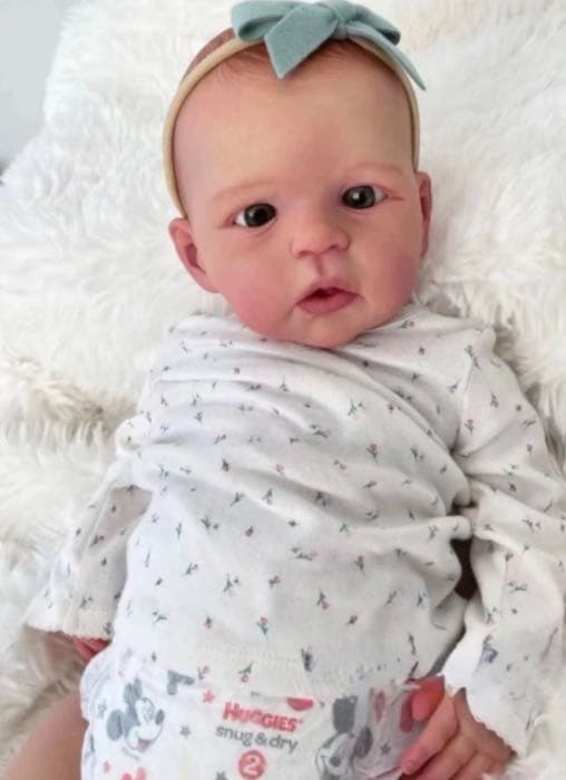 リボーンドール    本物そっくり