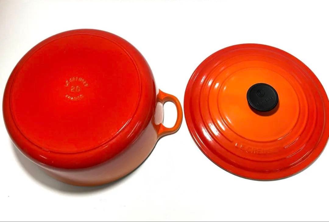 新品・未使用　ル・クルーゼ 両手鍋 26cm オレンジ 鋳鉄 両手鍋