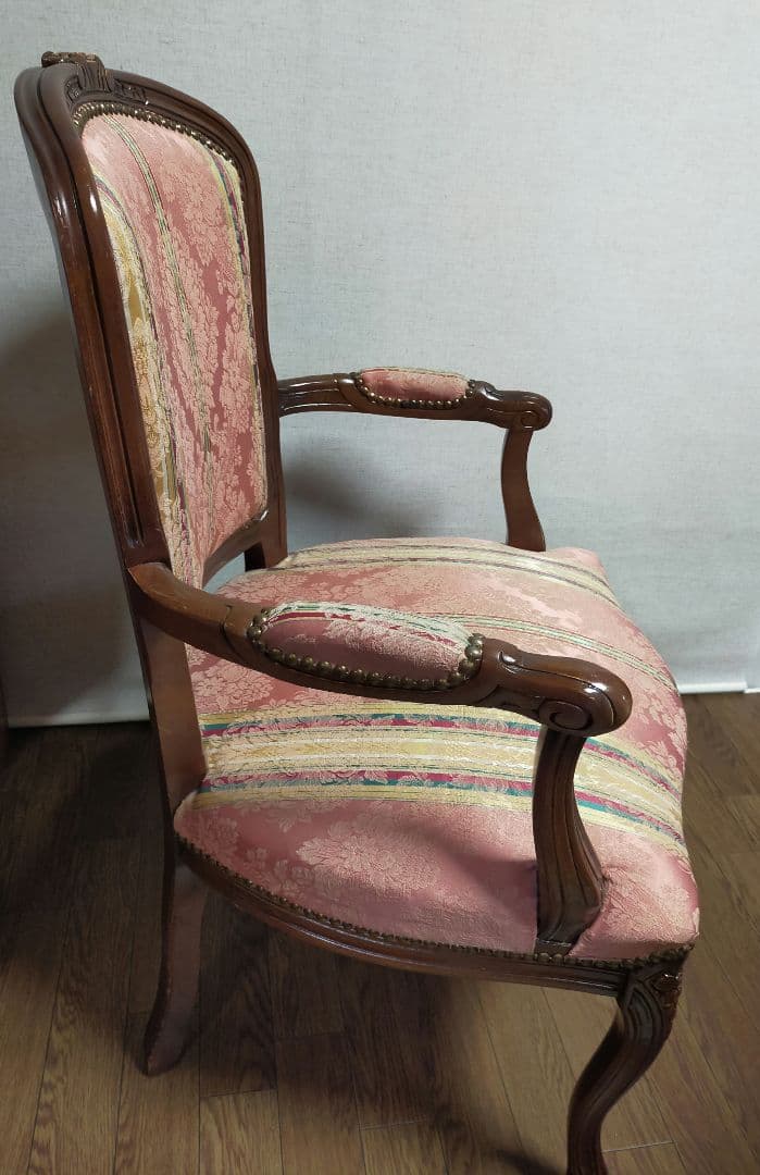 アンティークチェア　 椅子 猫脚 　刺繍　インテリア