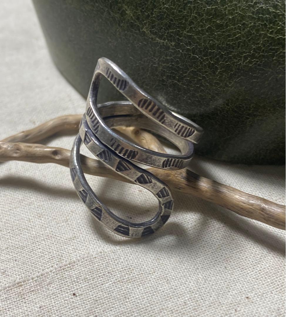 大振りカレンシルバーリング　シンプルワイドプレーンKarensilver エンあ