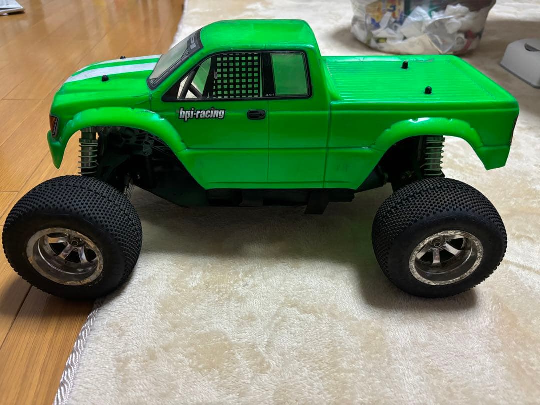 hpi-racing ビックタイヤラジコン