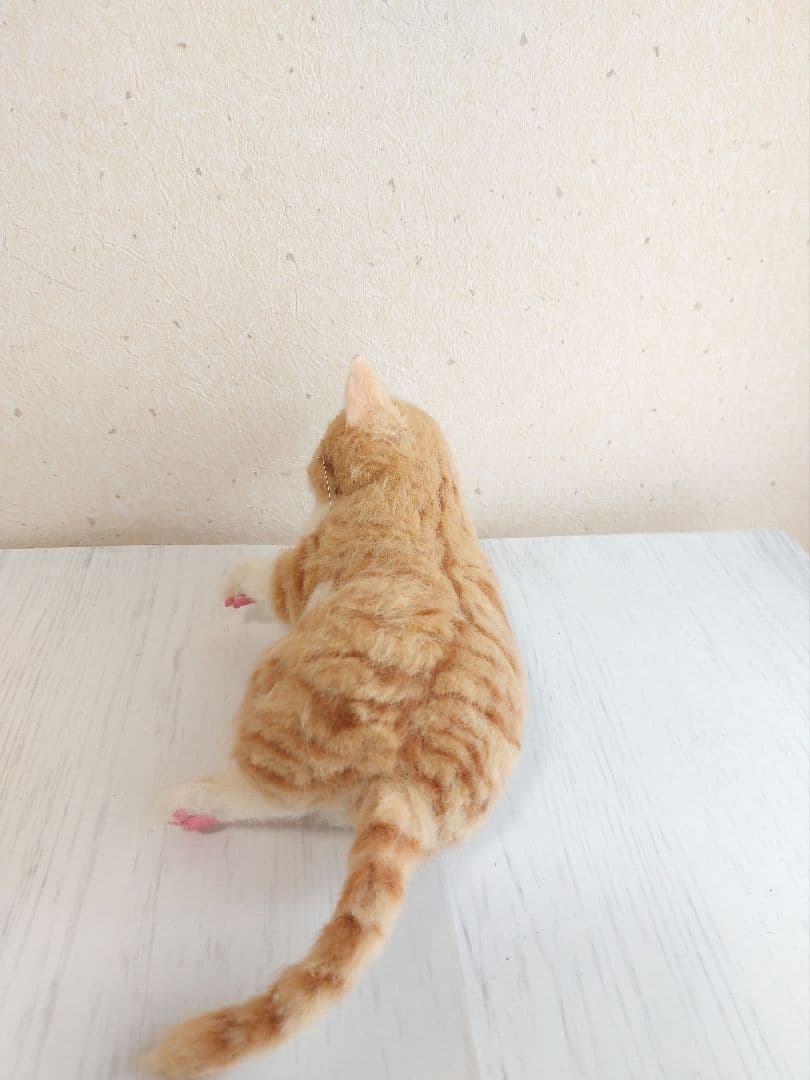 羊毛フェルト　子猫(茶トラ白)