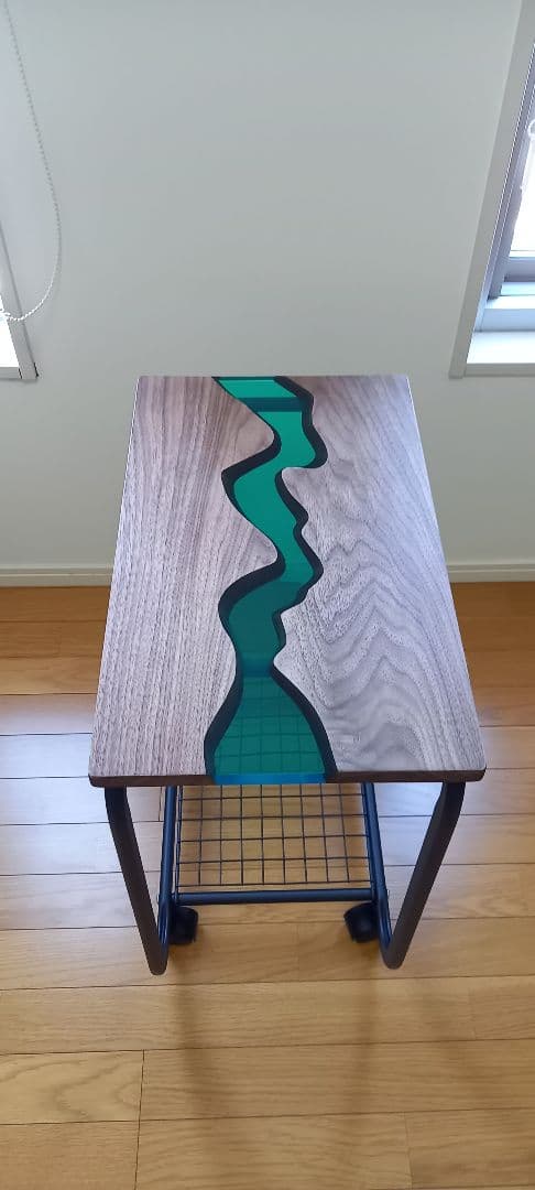 リバーテーブル　レジンテーブル　サイドテーブル　キッチンワゴン　キャスター付き