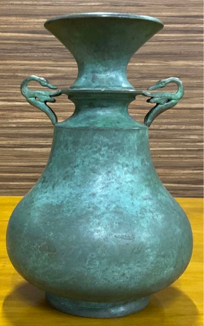 大角勲　双鶴　花瓶　花器　銅製　桐箱付　焼青銅色　銅製オブジェ 置物