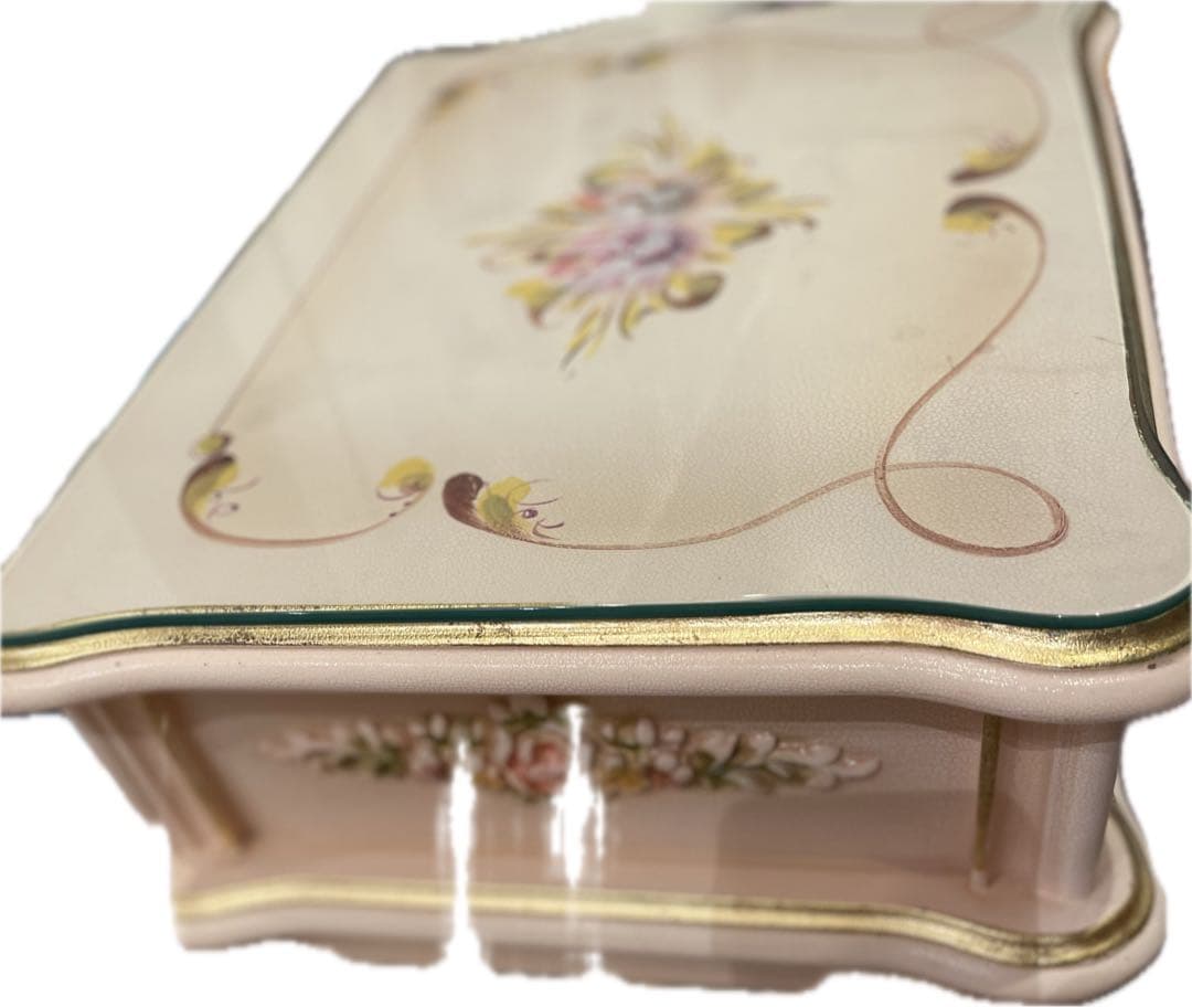 ロココ調　キャビネット