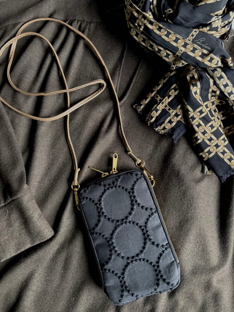 ★ゆか【スマホショルダー】ミナペルホネン タンバリン charcoal