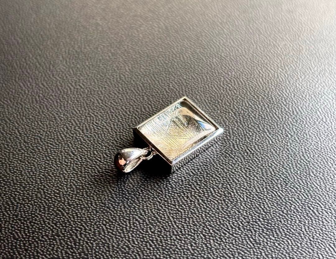 Qualia様用　宇宙の彼方から舞い降りし奇跡の隕石　プレミアムシルバーギベオン