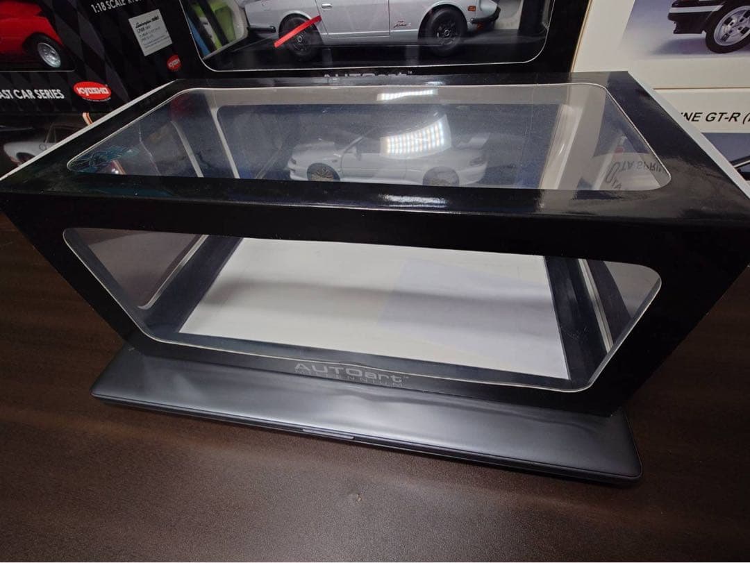 ミニカー AUTOart Nissan Skyline GT-R (KPGC10)1/18