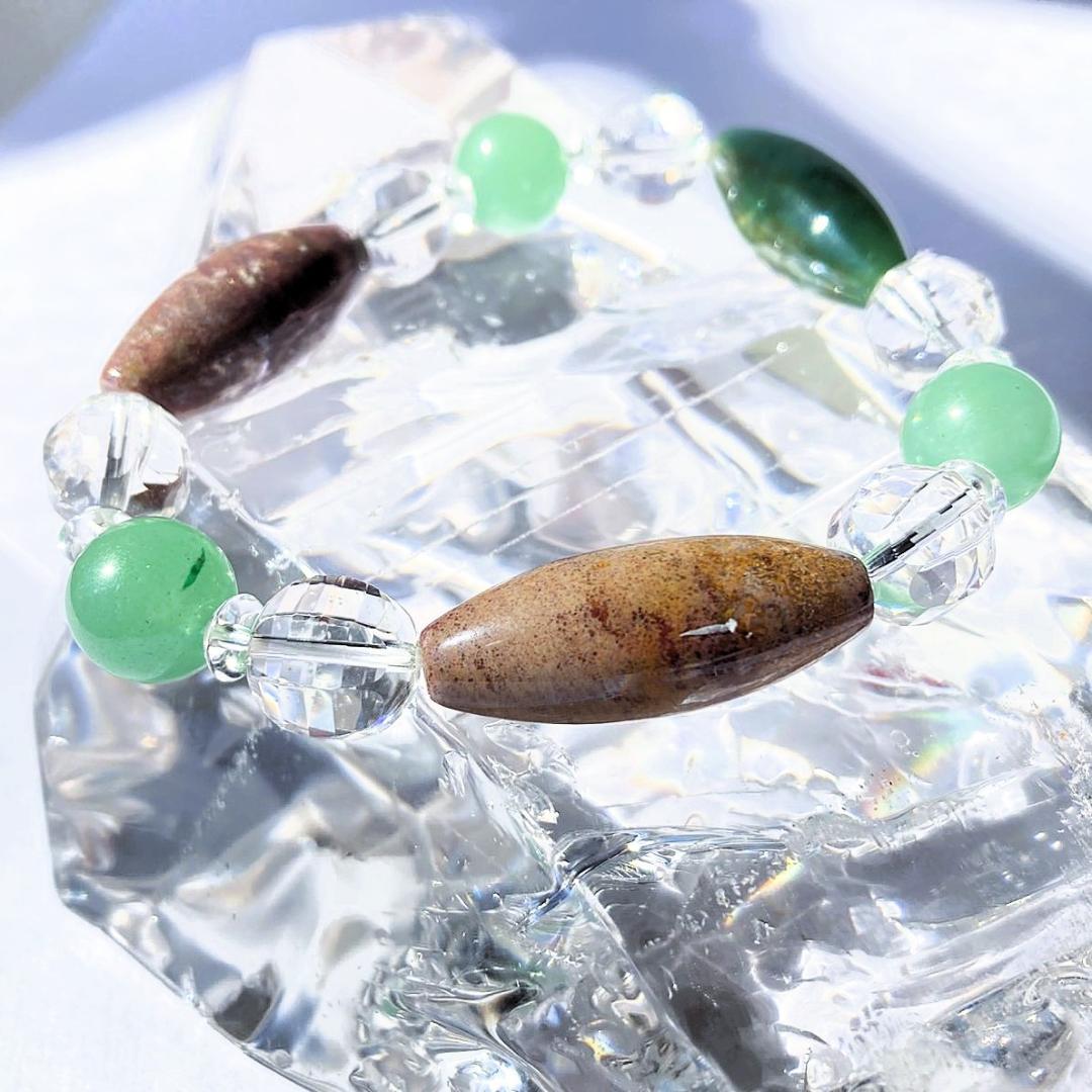 【木漏れ日みたい】細長メノウ 天然石 ブレスレット