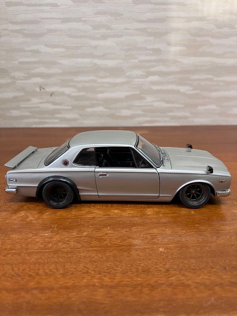 No163 ミニカー1/18箱なし 京商 日産 ニッサン スカイライン カスタム