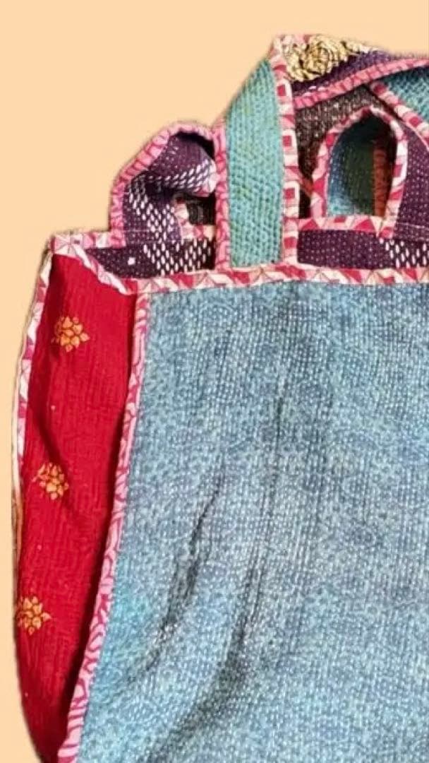 破格！持ち手もしっかり！Kantha カンタ　リバーシブル　ビッグ　ラリーキルト