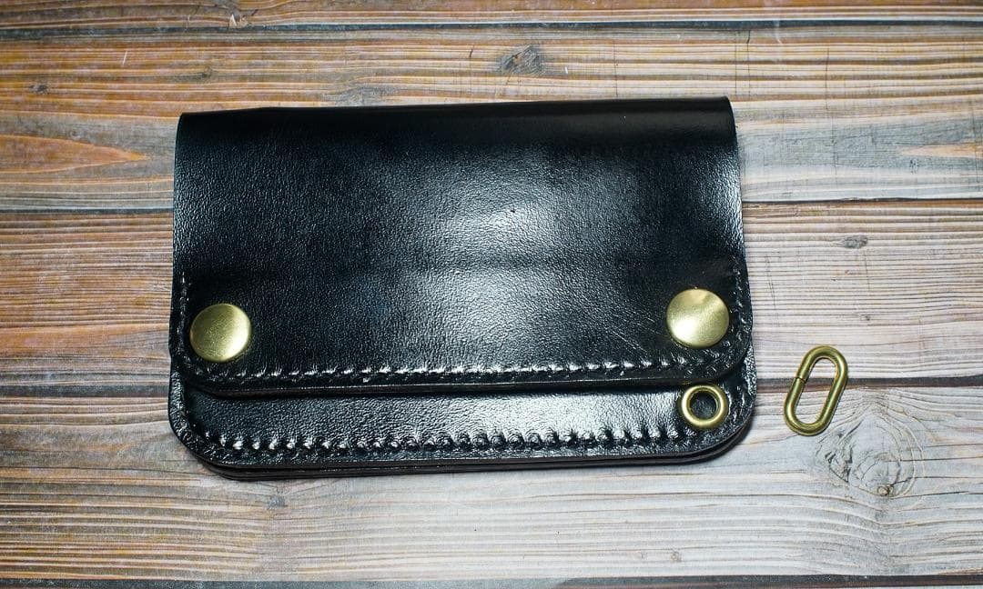 ミドルトラッカーウォレット 三層　馬革 茶芯ブラック　真鍮 トラッカーウォレット